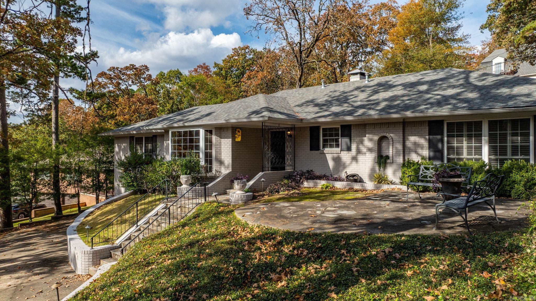 BROADVIEW - Residential