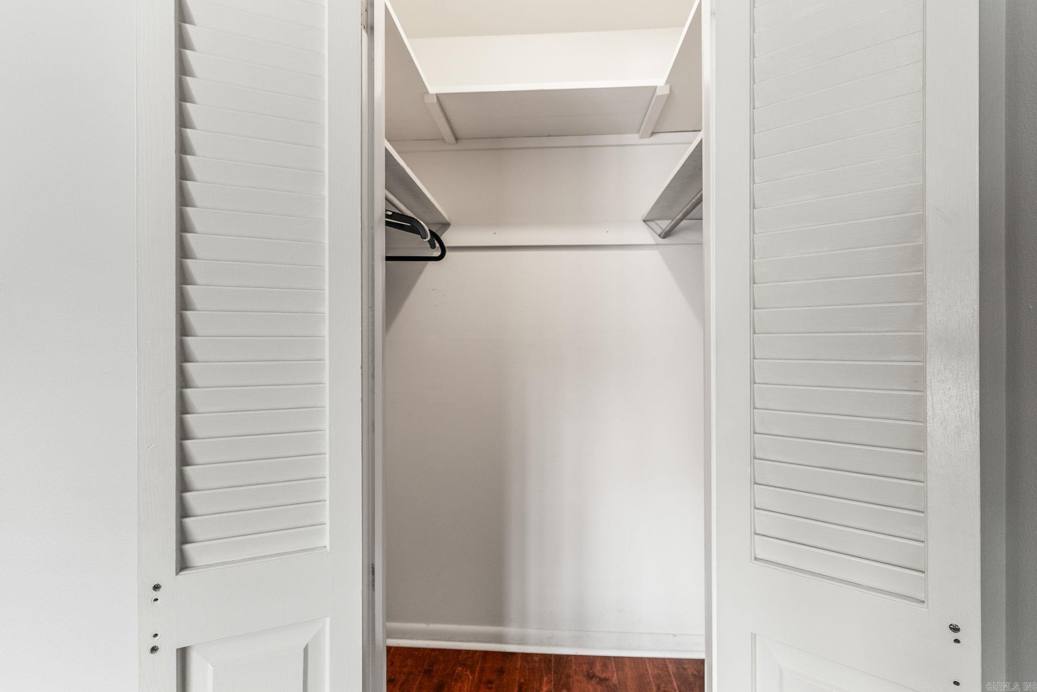 BROADVIEW - Residential