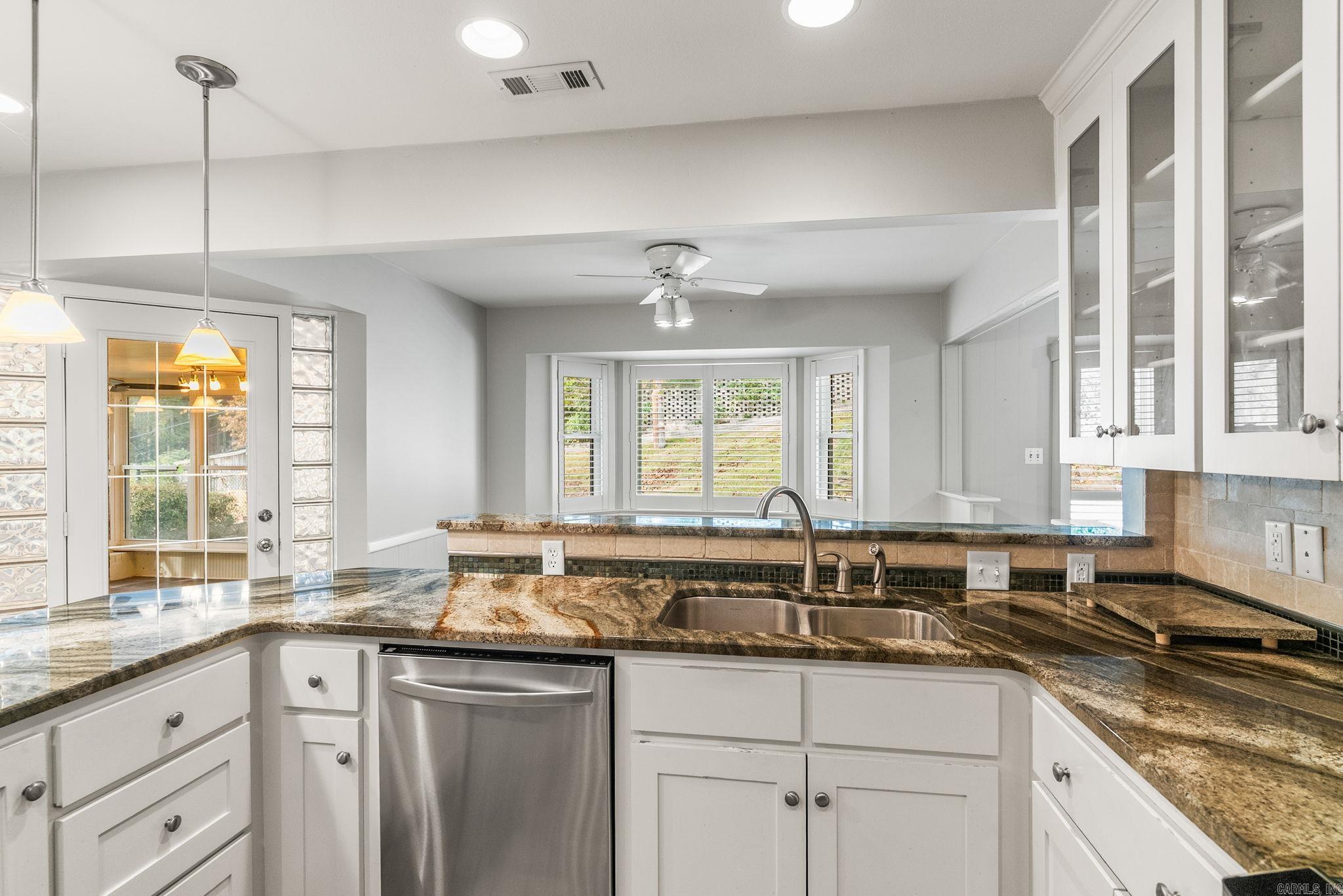 BROADVIEW - Residential