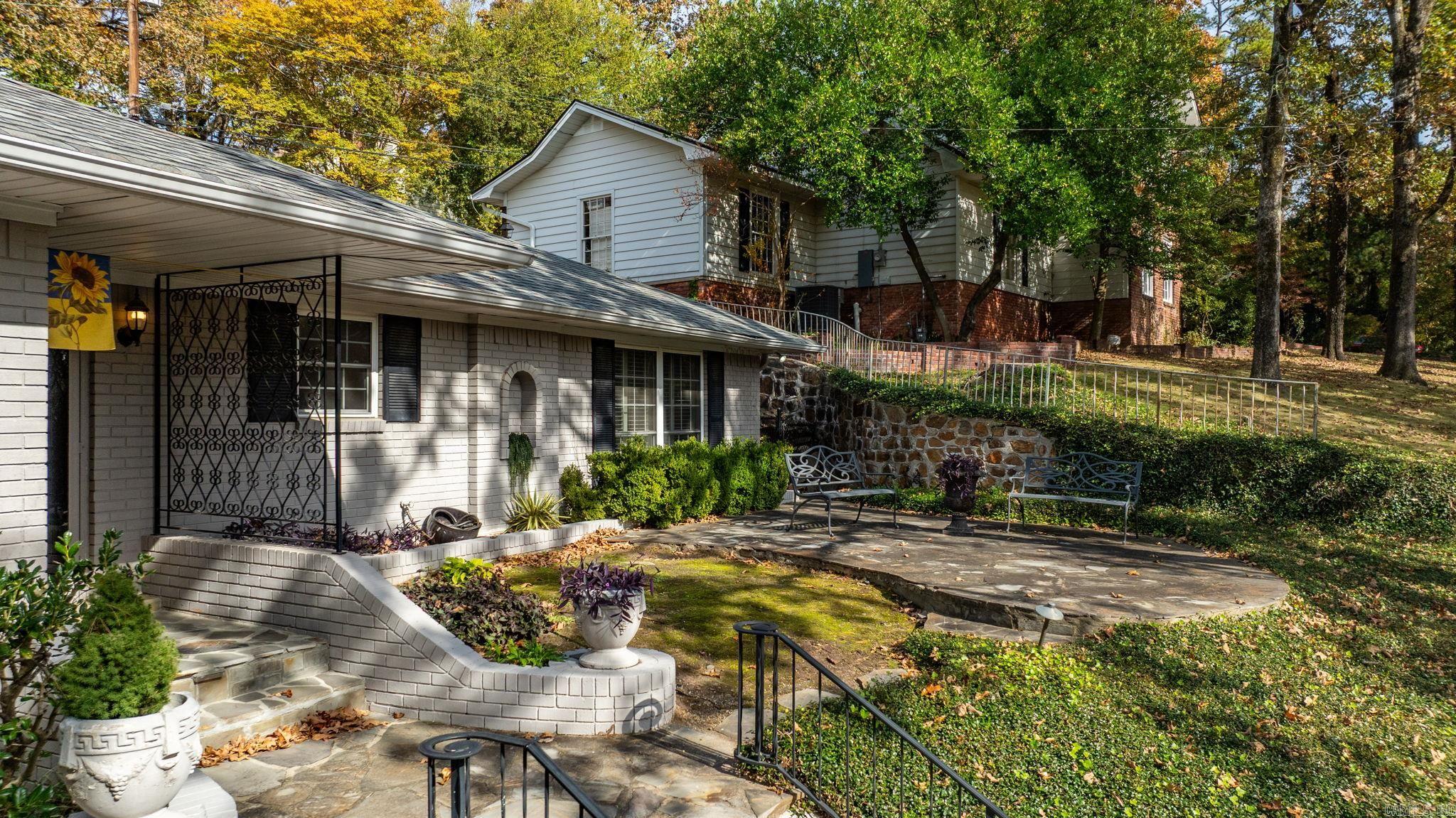 BROADVIEW - Residential