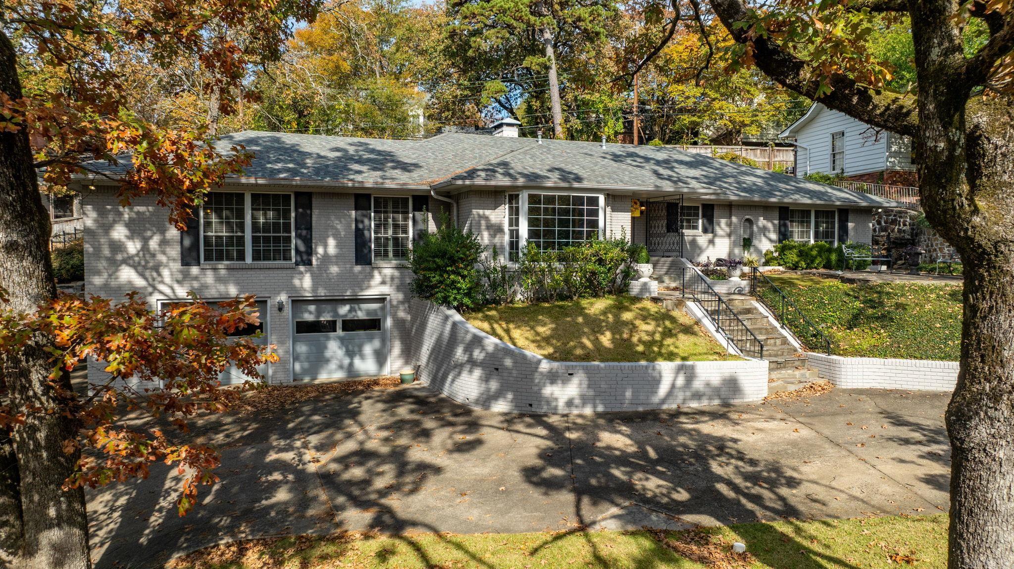 BROADVIEW - Residential