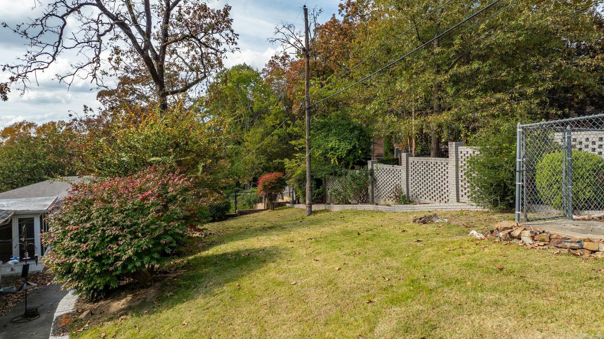 BROADVIEW - Residential