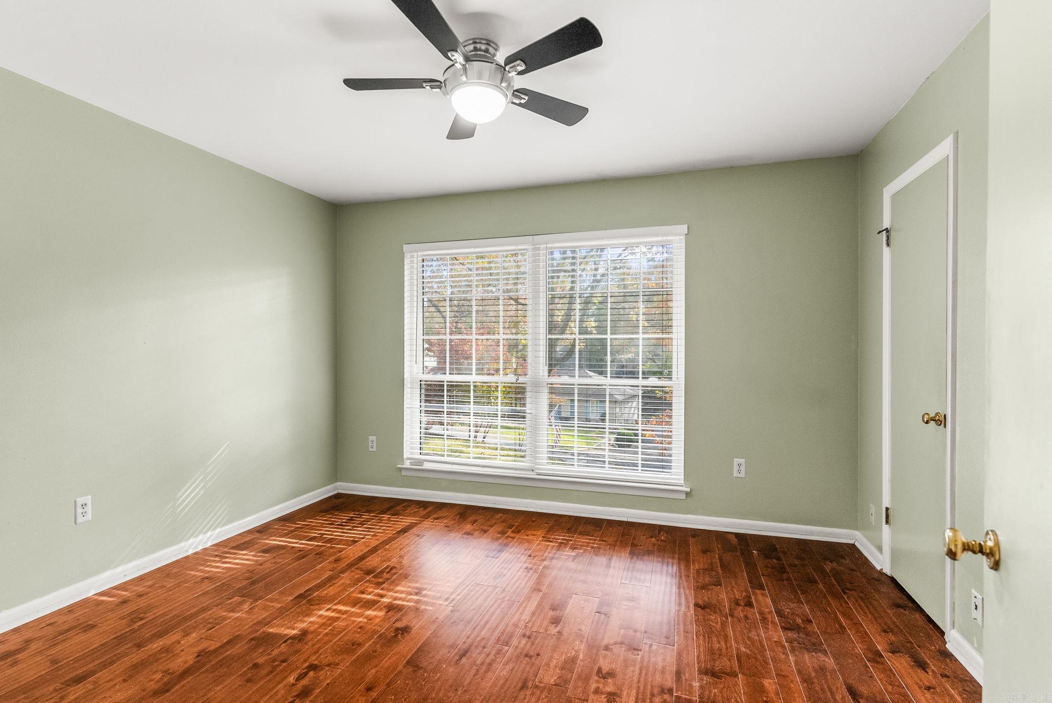 BROADVIEW - Residential