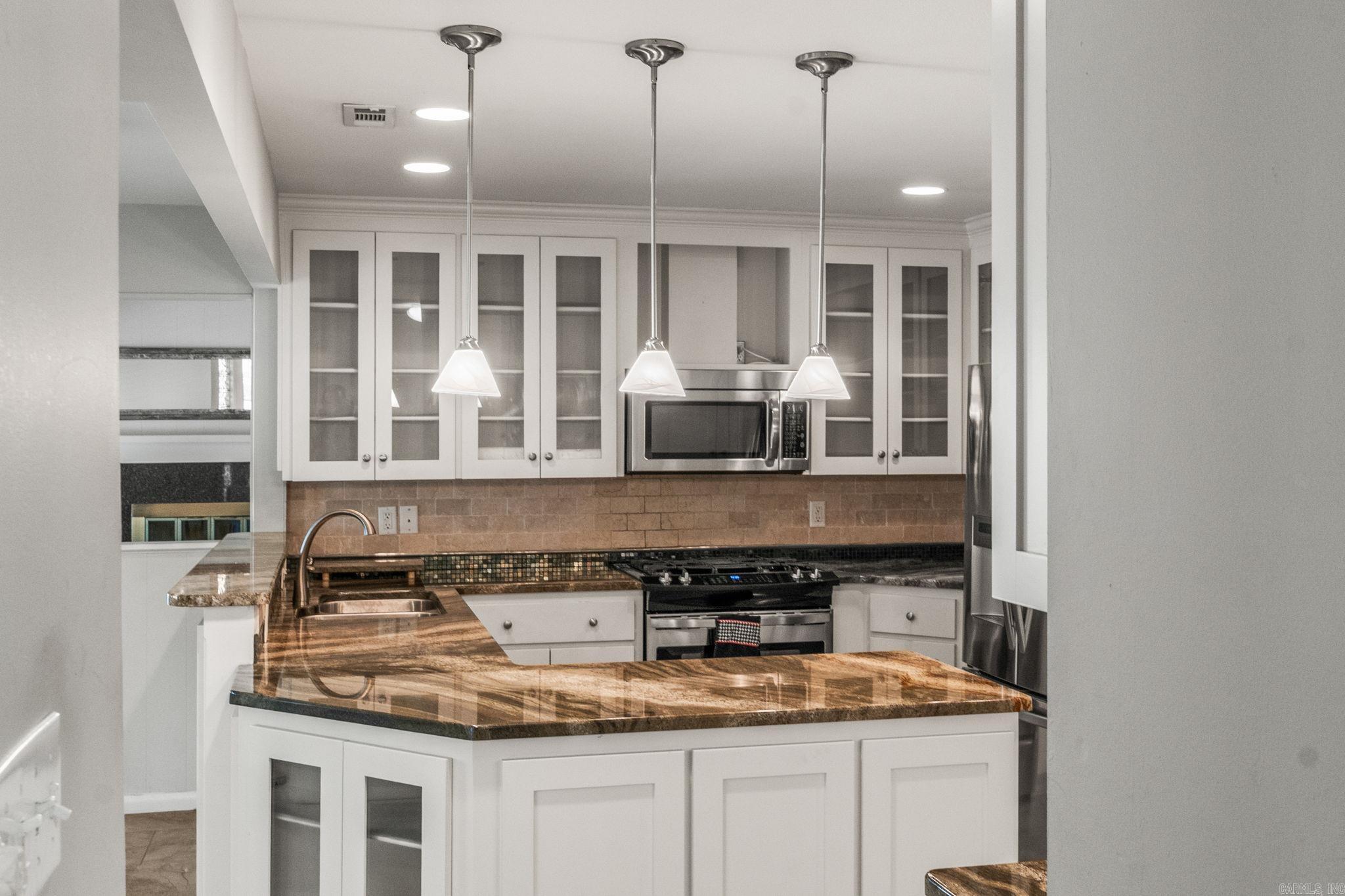 BROADVIEW - Residential