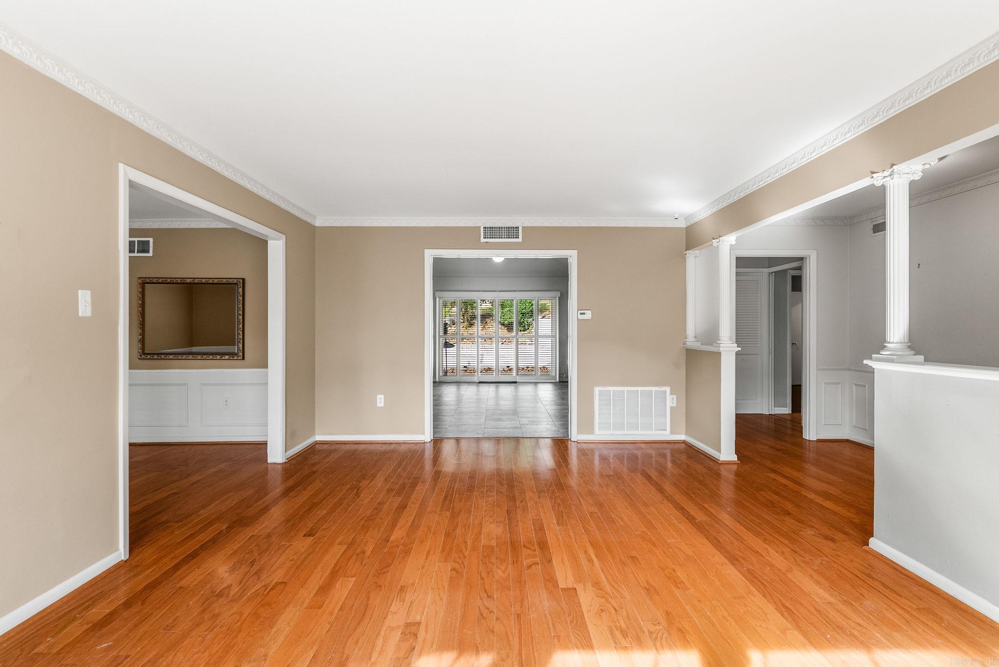 BROADVIEW - Residential