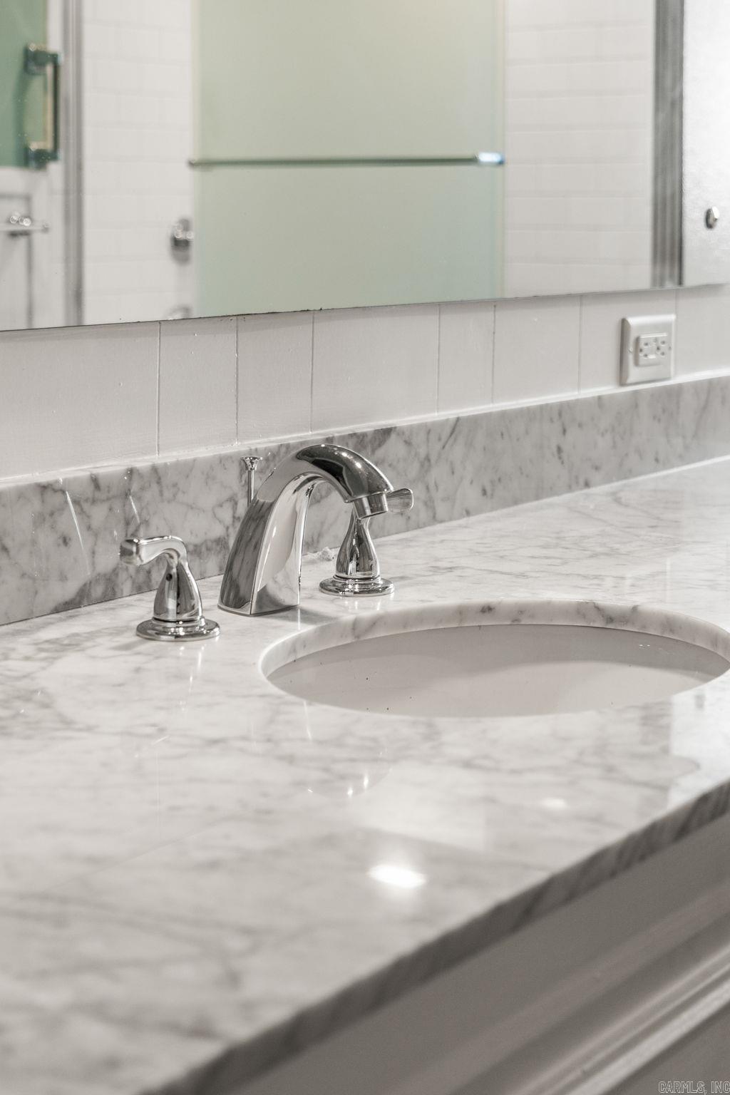 BROADVIEW - Residential