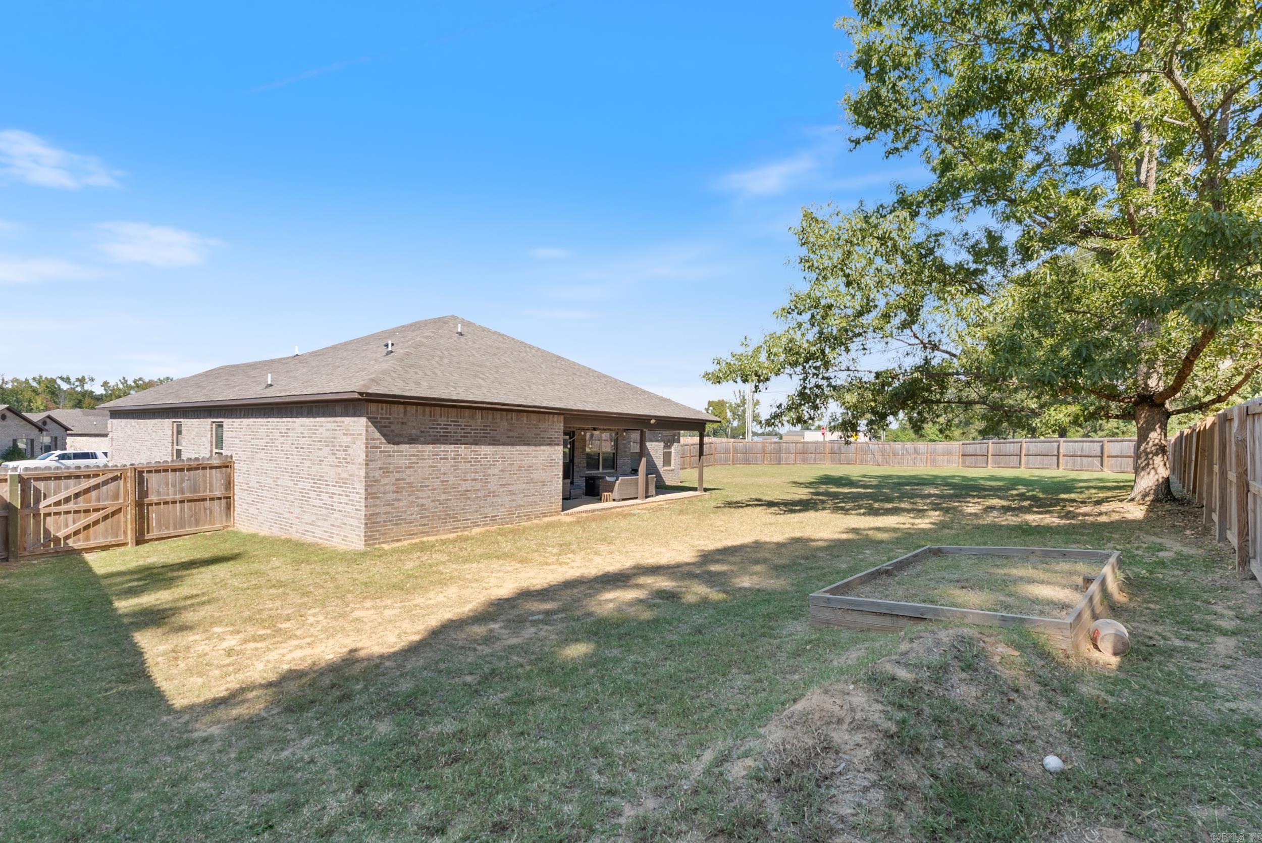AUTUMN BROOKE - Residential