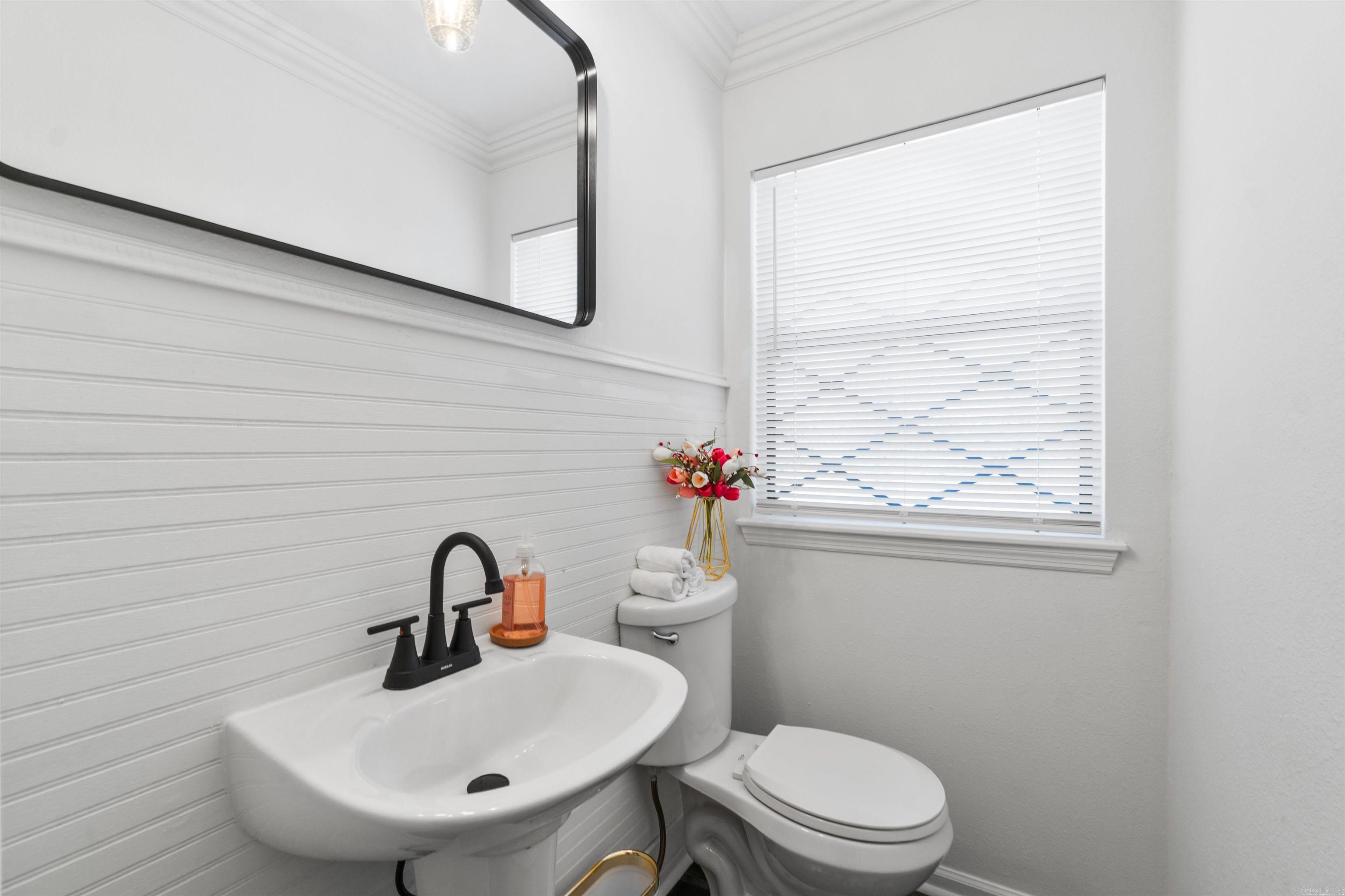 LAKEWOOD NE - Residential