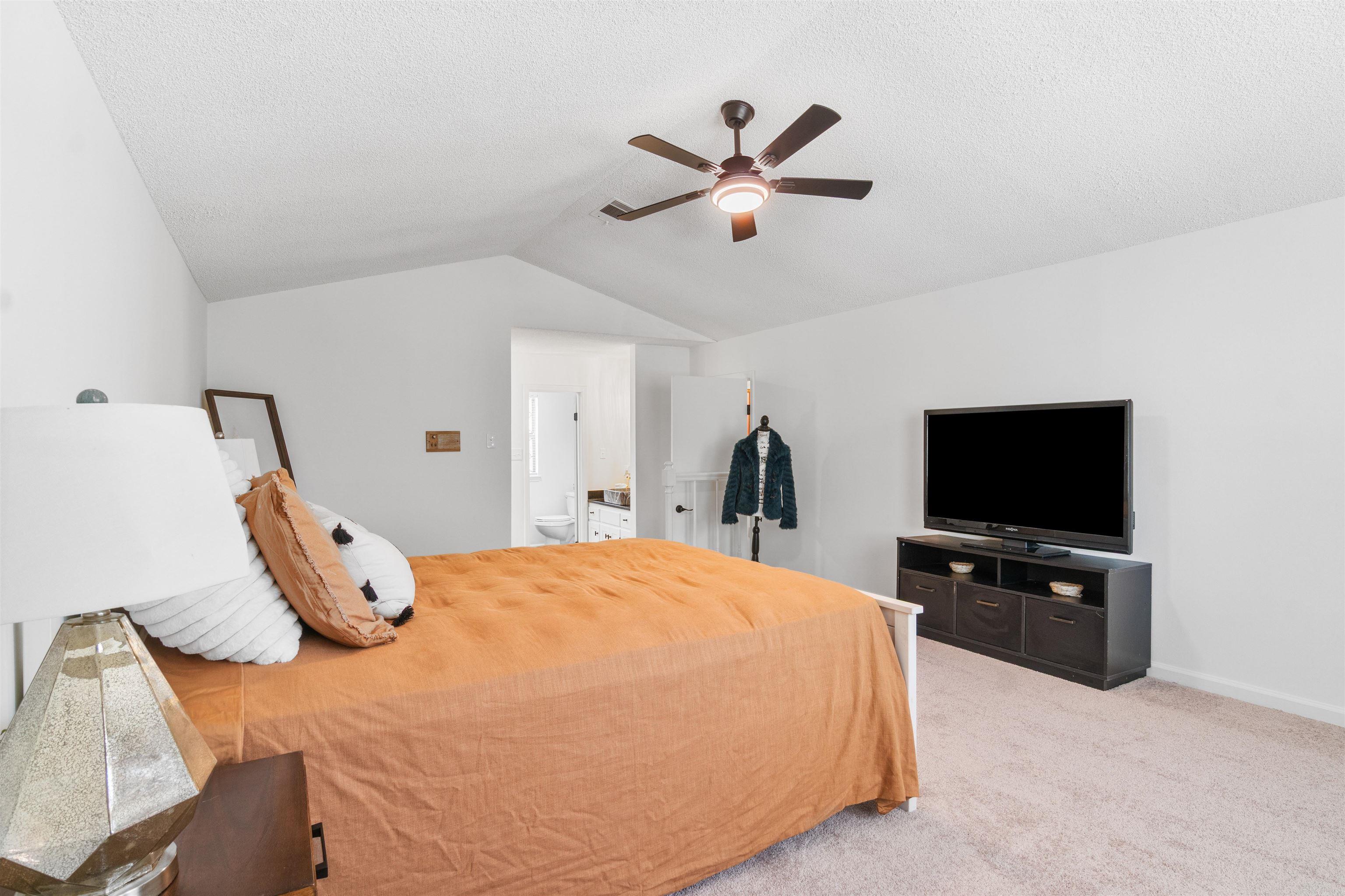 LAKEWOOD NE - Residential