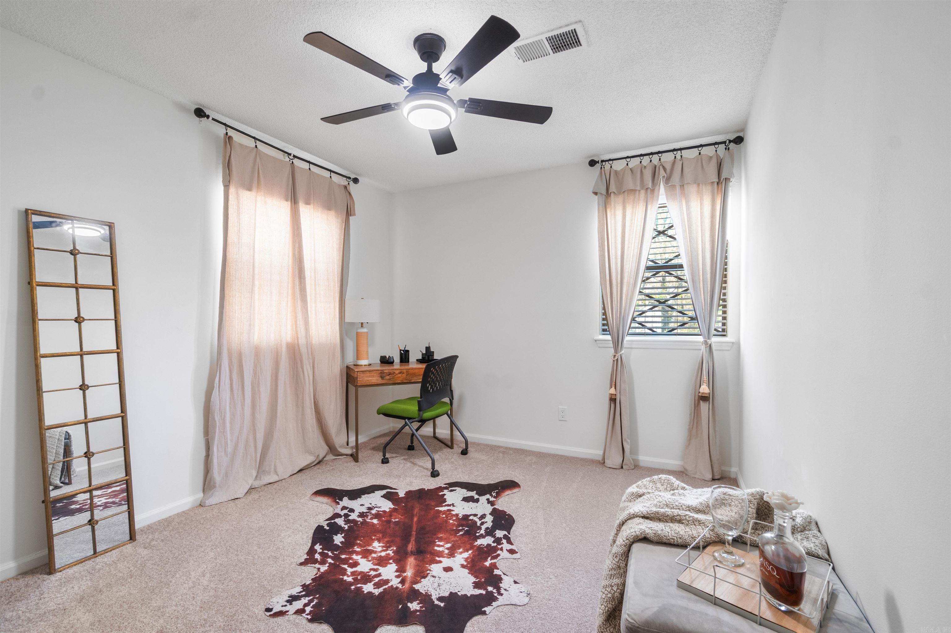 LAKEWOOD NE - Residential