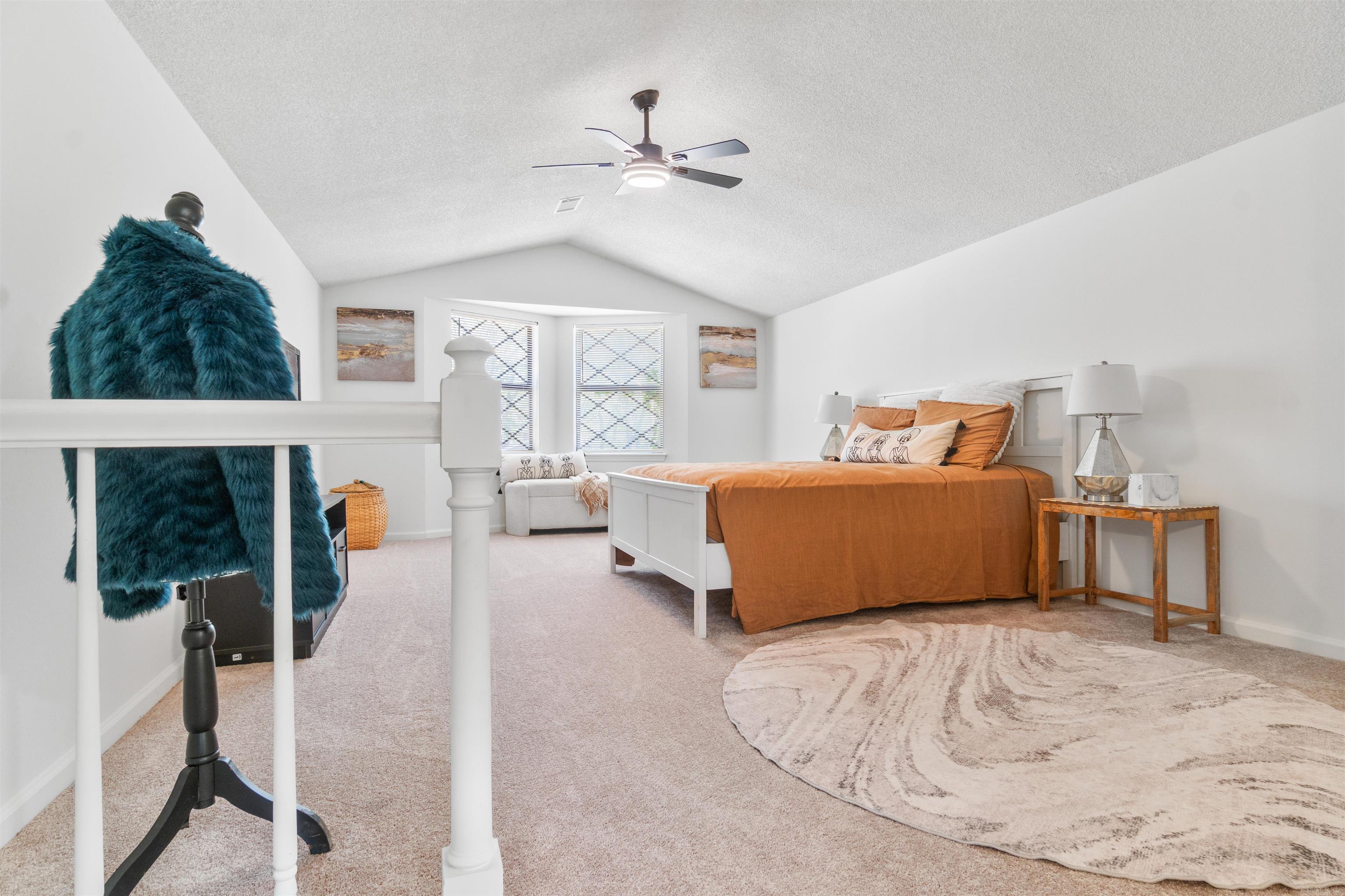 LAKEWOOD NE - Residential