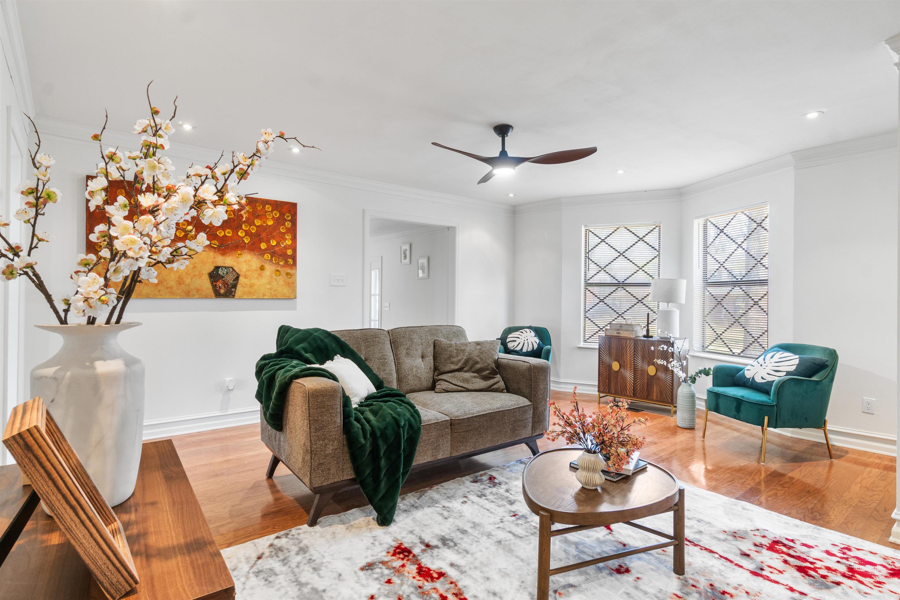 LAKEWOOD NE - Residential