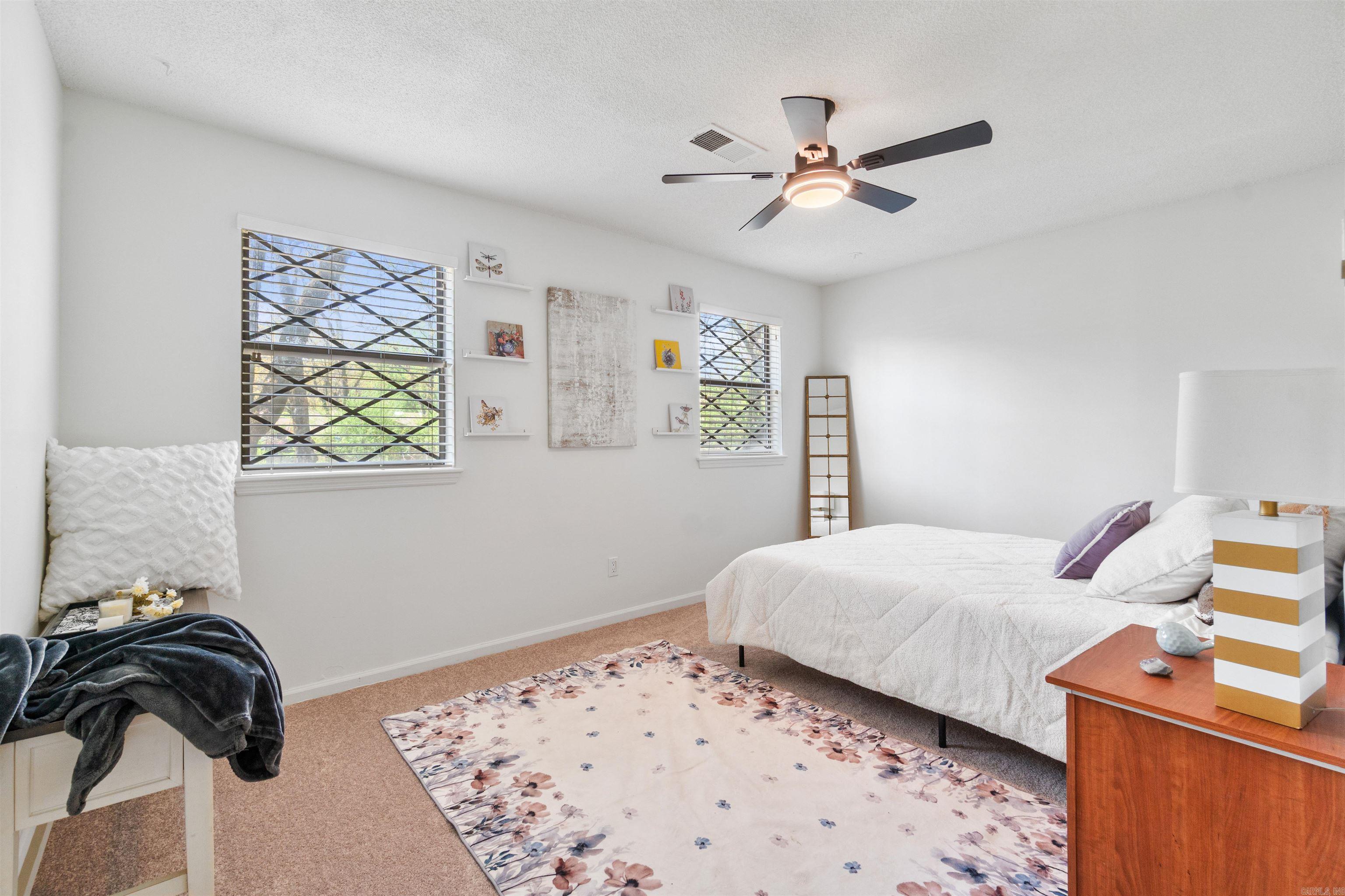 LAKEWOOD NE - Residential