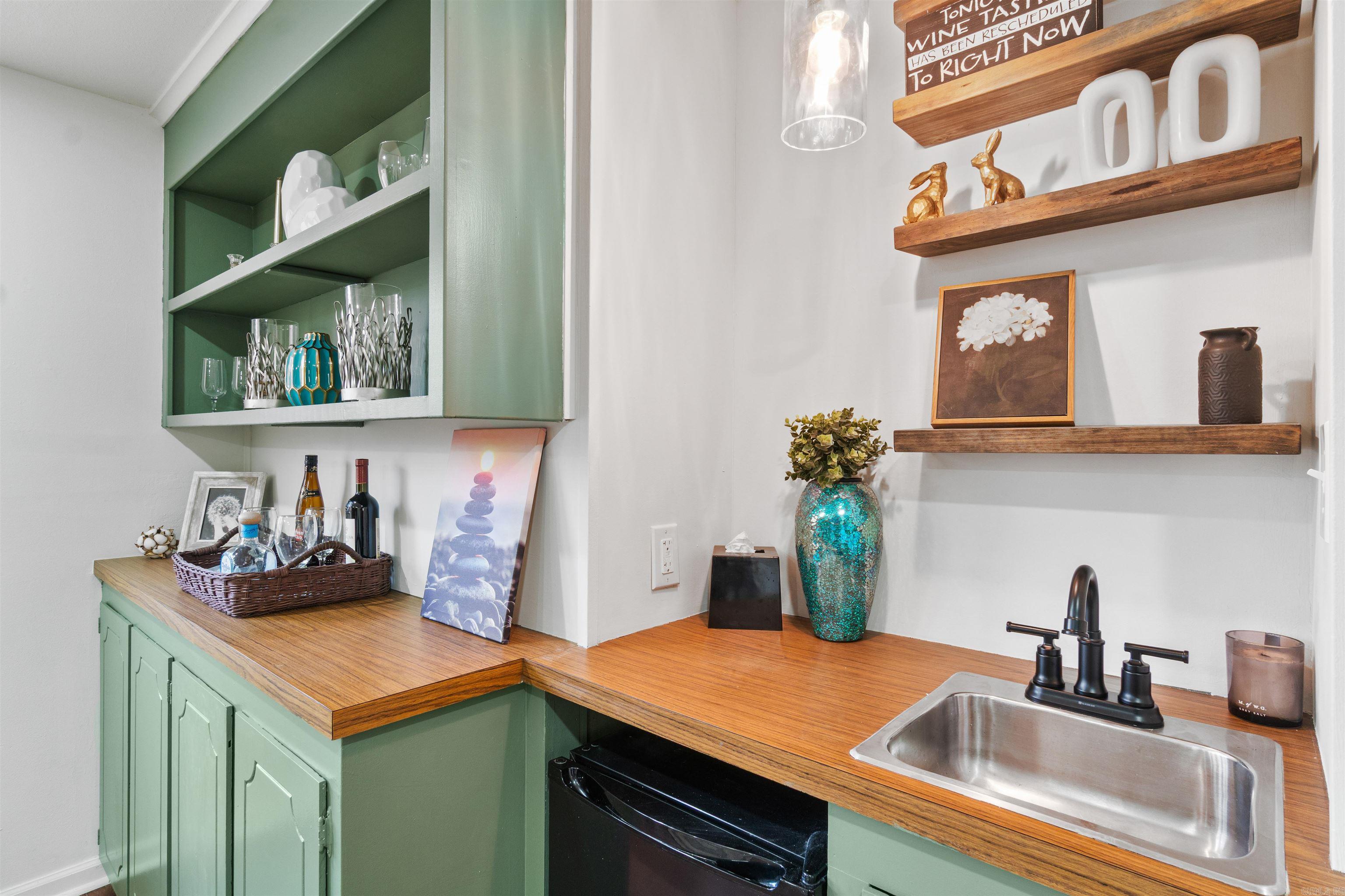 LAKEWOOD NE - Residential