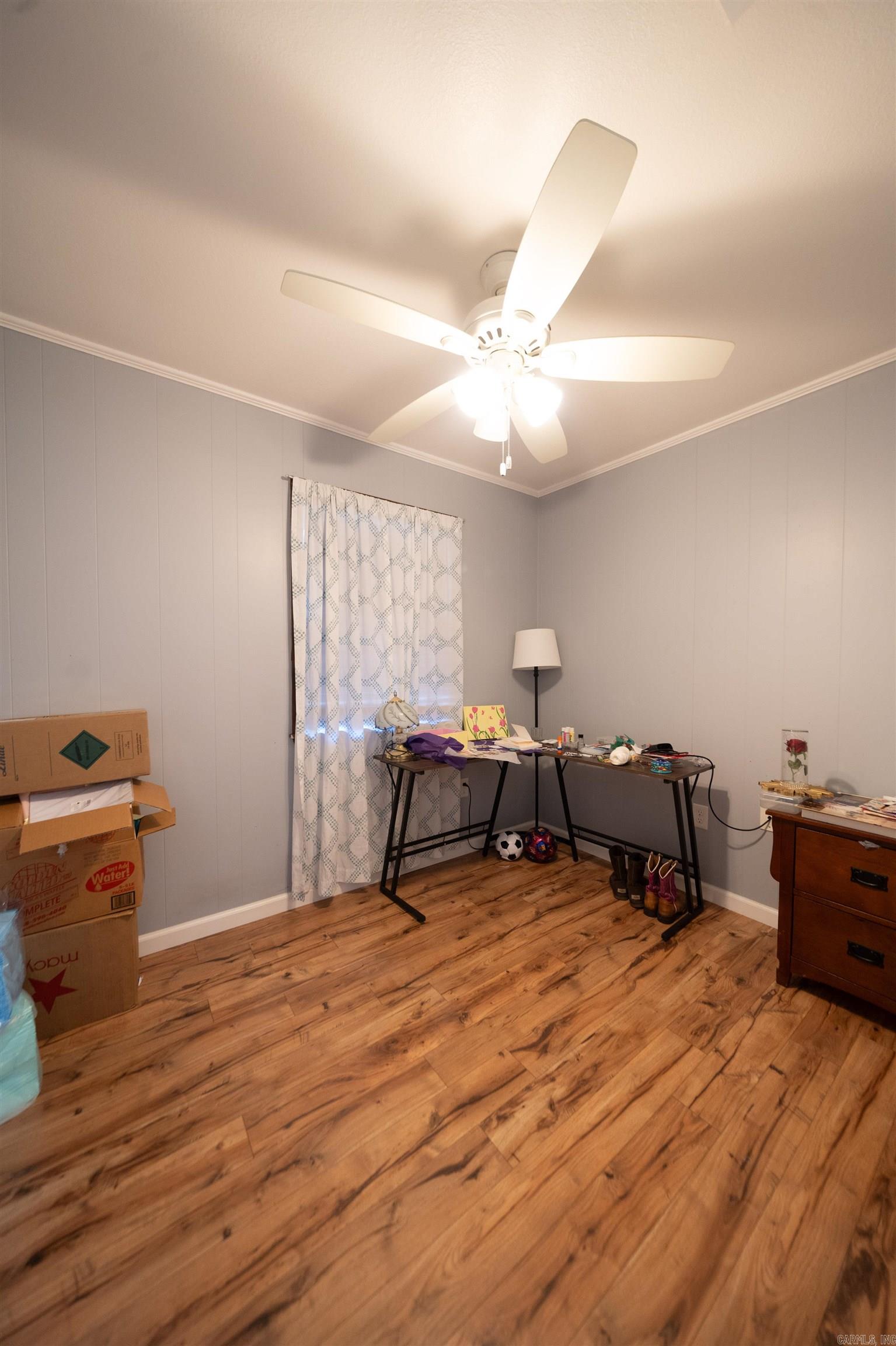 COUNTRY CLUB TERRACE - Residential