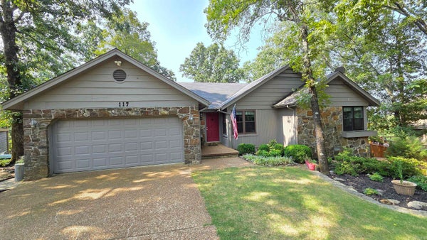 117 TANGLEWOOD CIR, FAIRFIELD BAY, AR 72088 - Image 269c181bd2e7b607abd7c641c7d71df3/2460939536