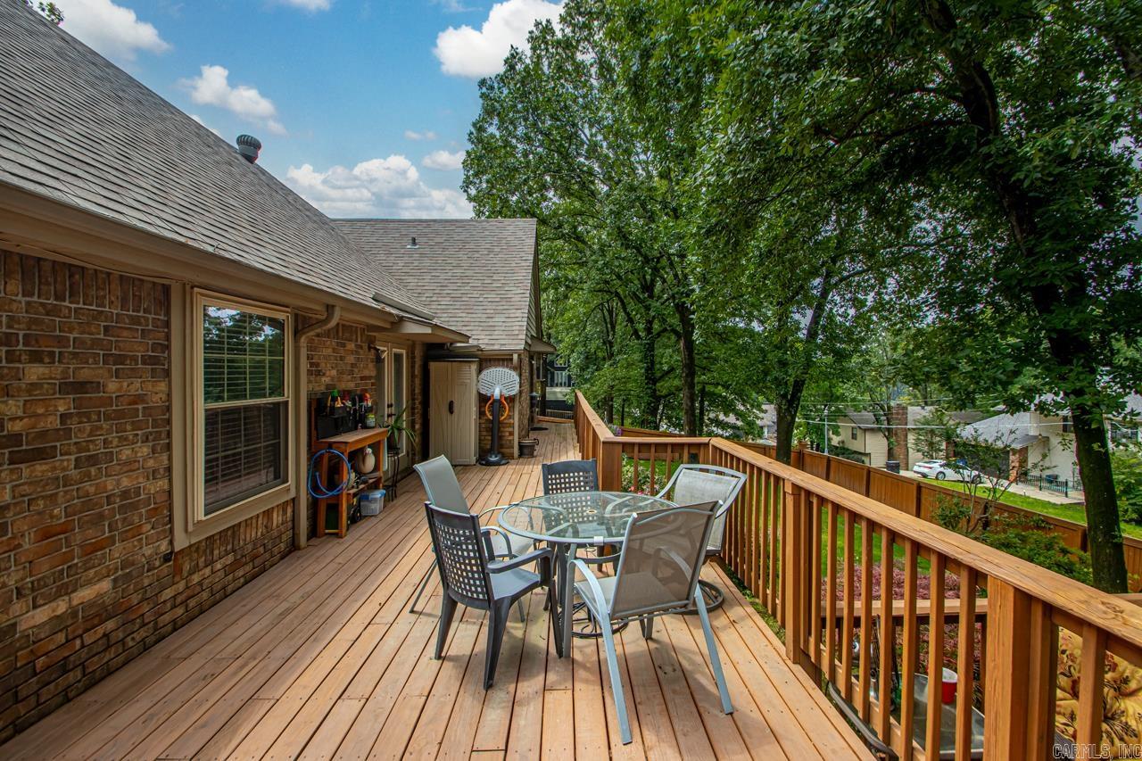 LAKEWOOD - Residential