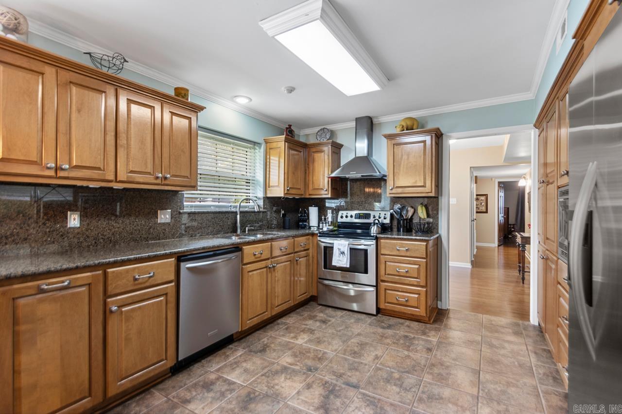 LAKEWOOD - Residential