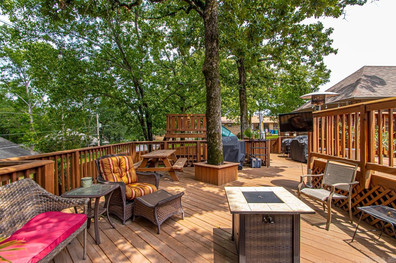 LAKEWOOD - Residential