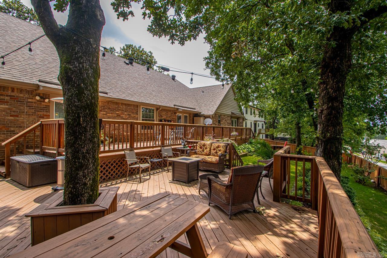 LAKEWOOD - Residential