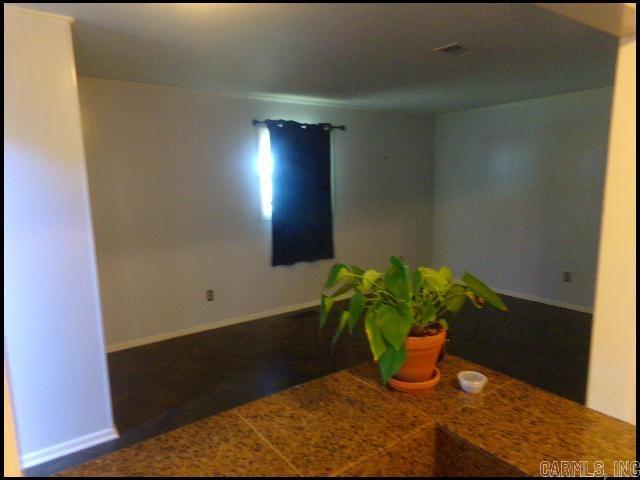 Ellis Acres - Residential Lease