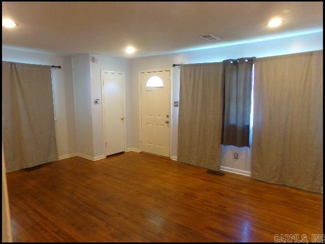 Ellis Acres - Residential Lease