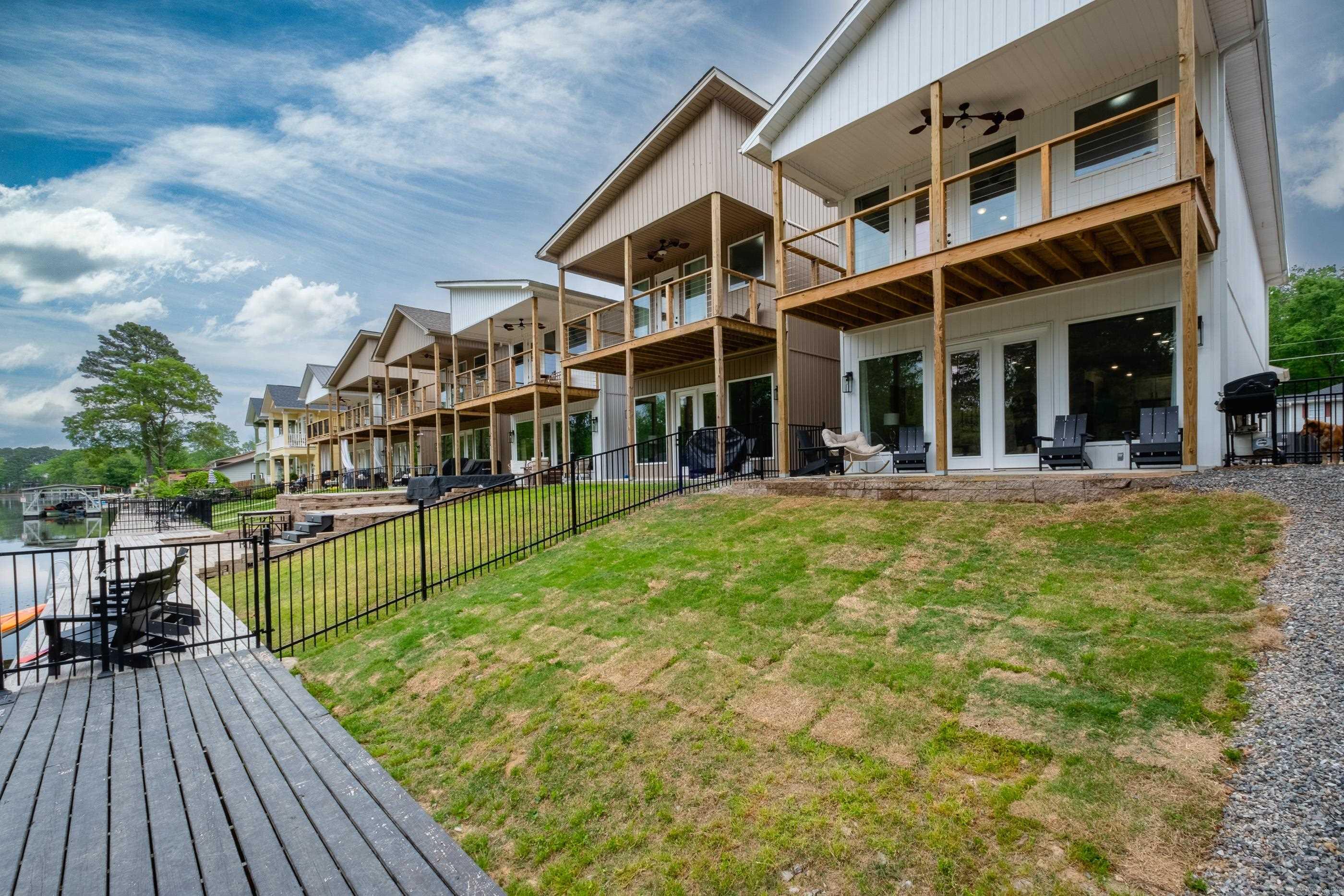 Lake Aire - Residential