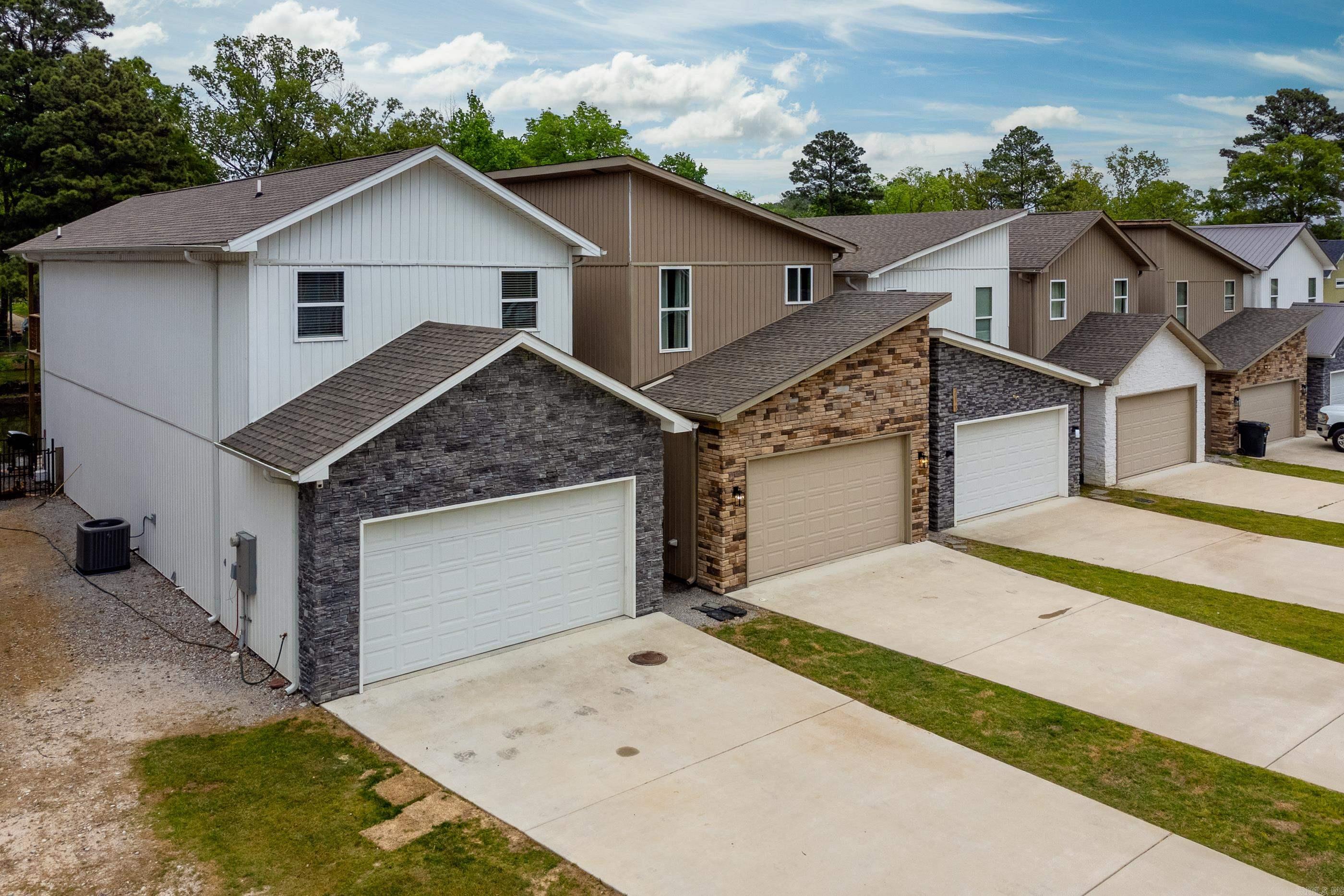 Lake Aire - Residential