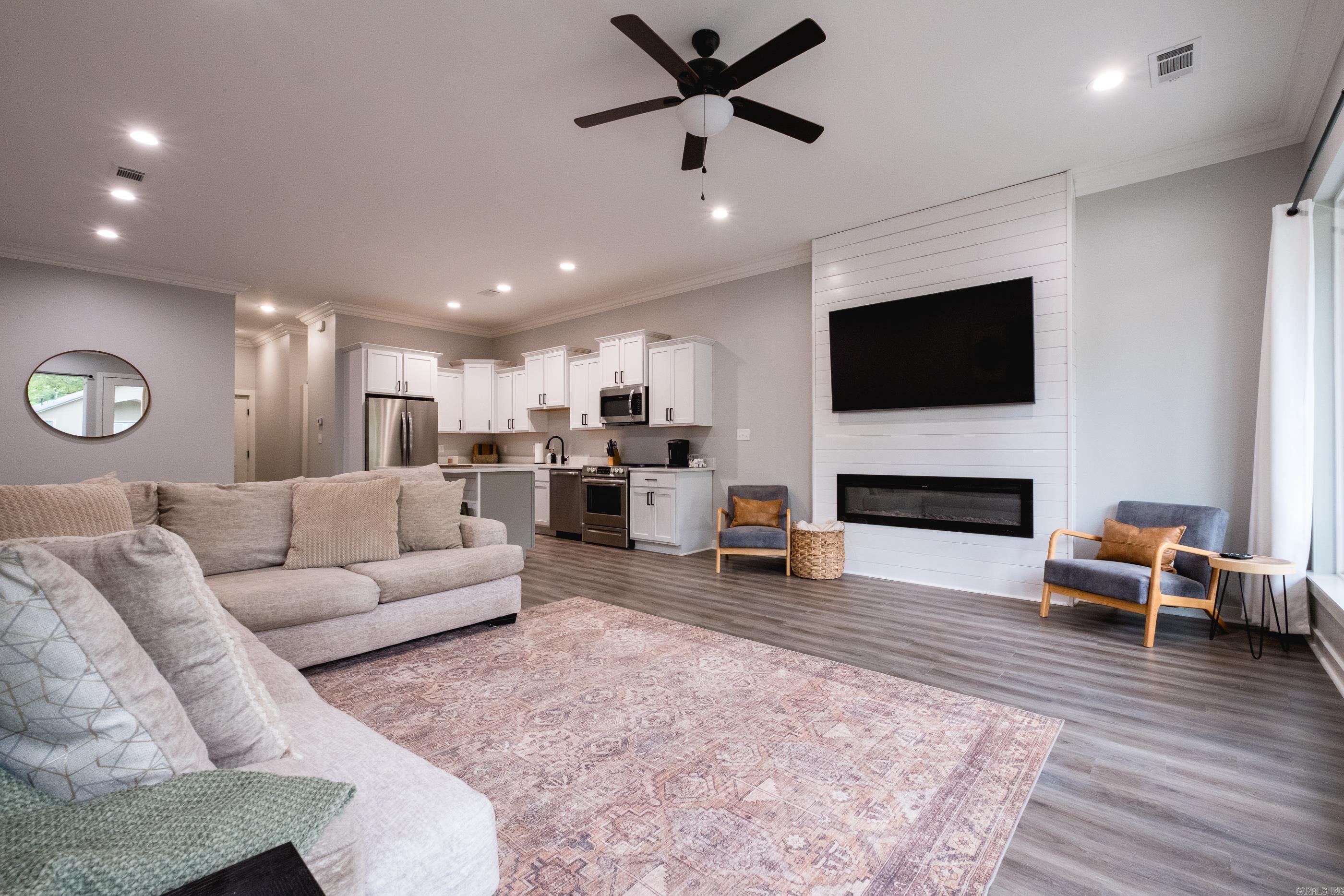 Lake Aire - Residential