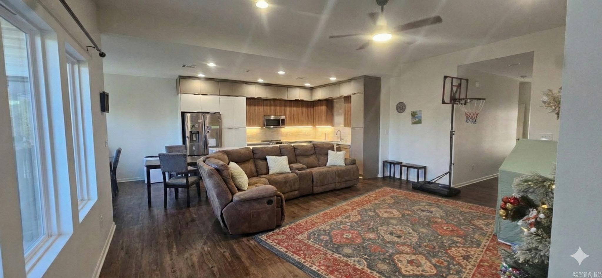 GIBRALTER HGTS - Residential Lease