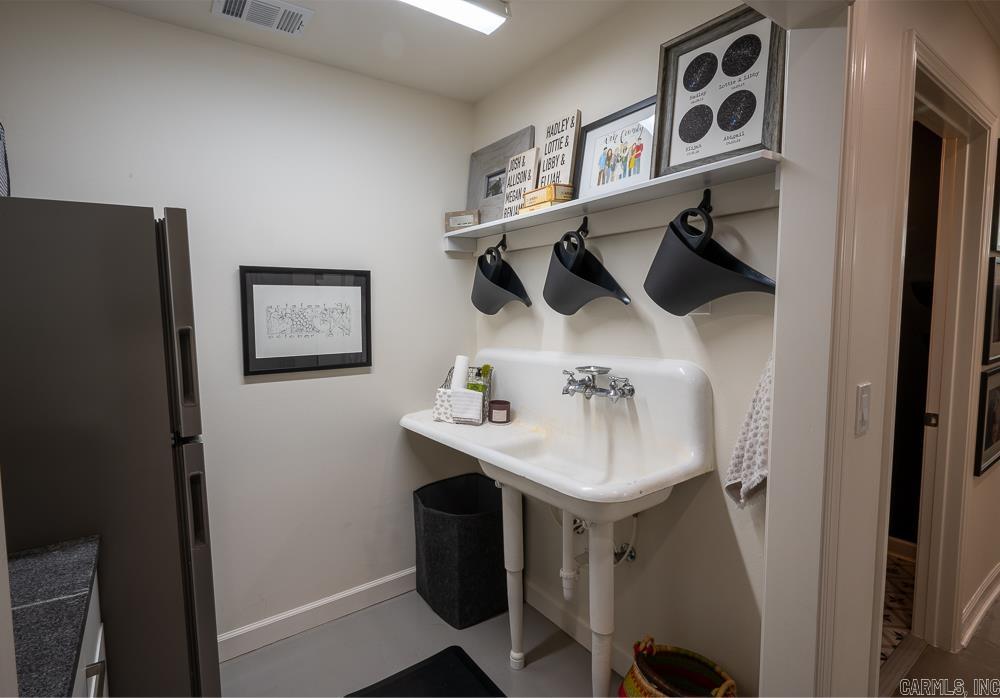 PLAZA HEIGHTS - Residential