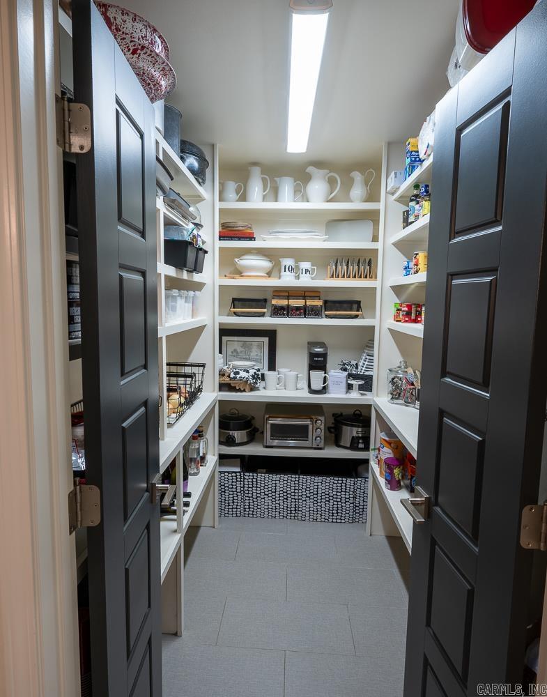 PLAZA HEIGHTS - Residential