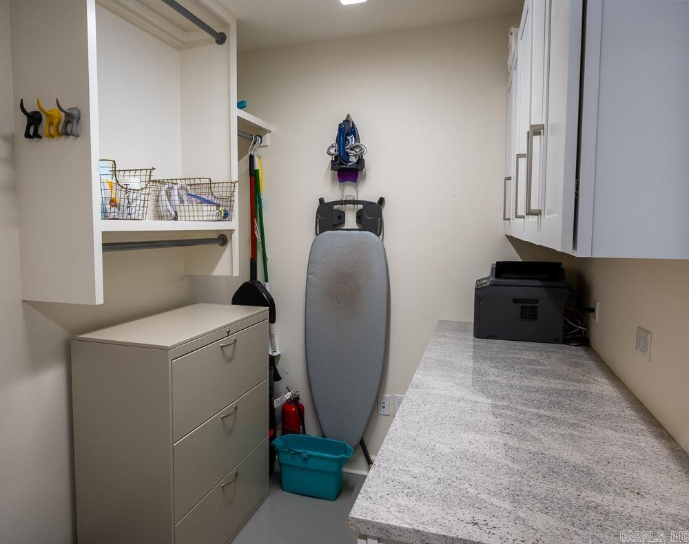 PLAZA HEIGHTS - Residential