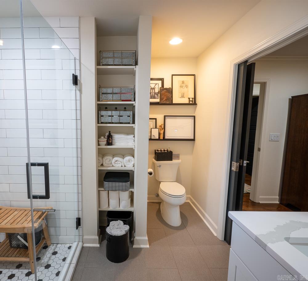 PLAZA HEIGHTS - Residential