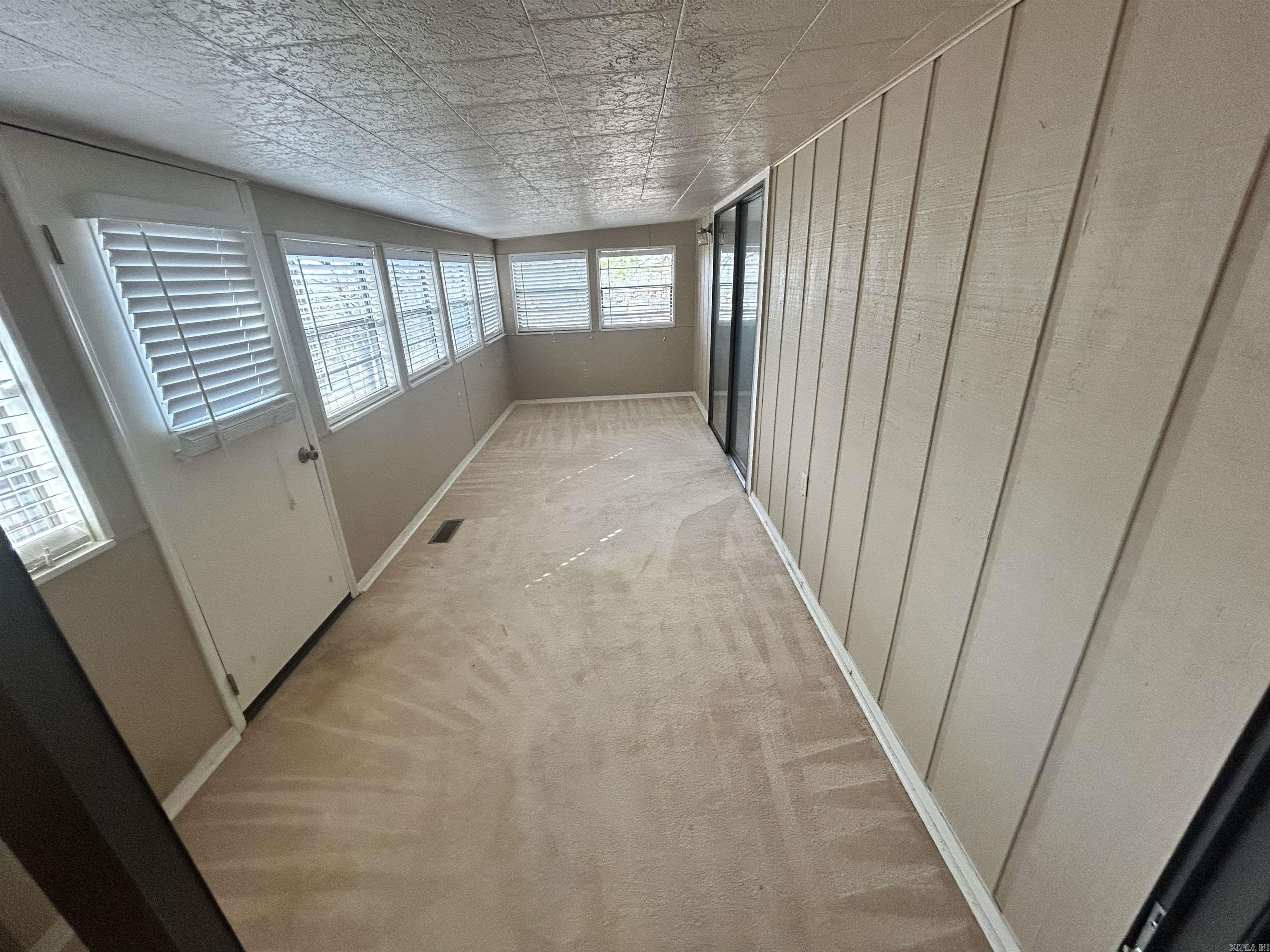 LAKEWOOD HILLS - Residential