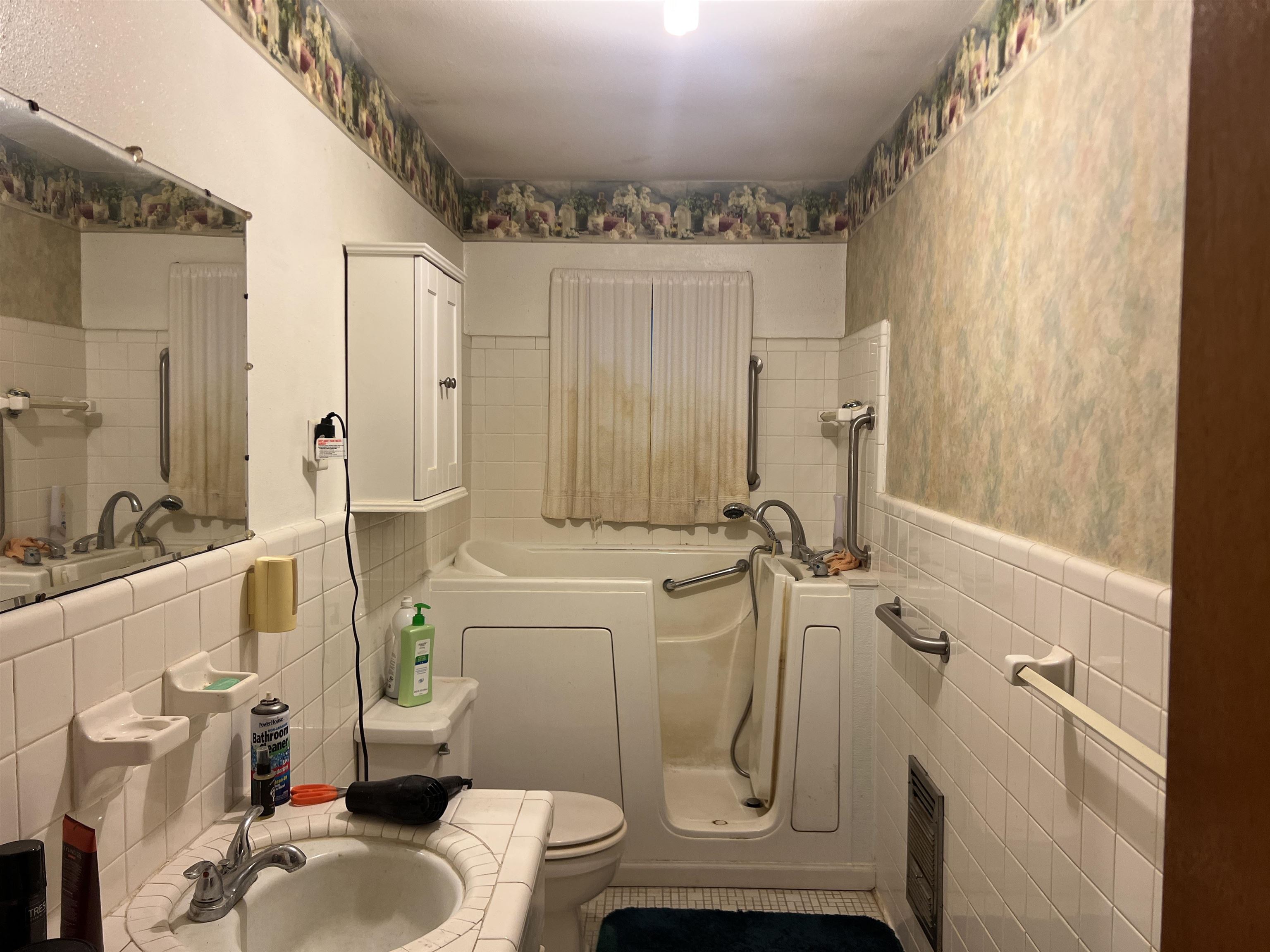 BRENTWOOD - Residential