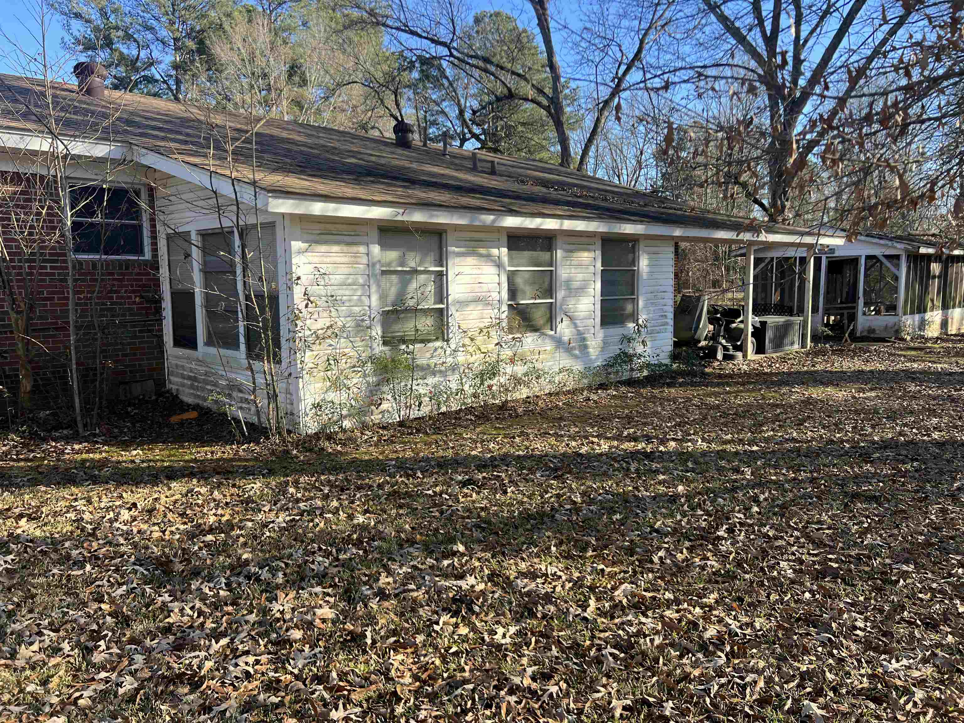 BRENTWOOD - Residential