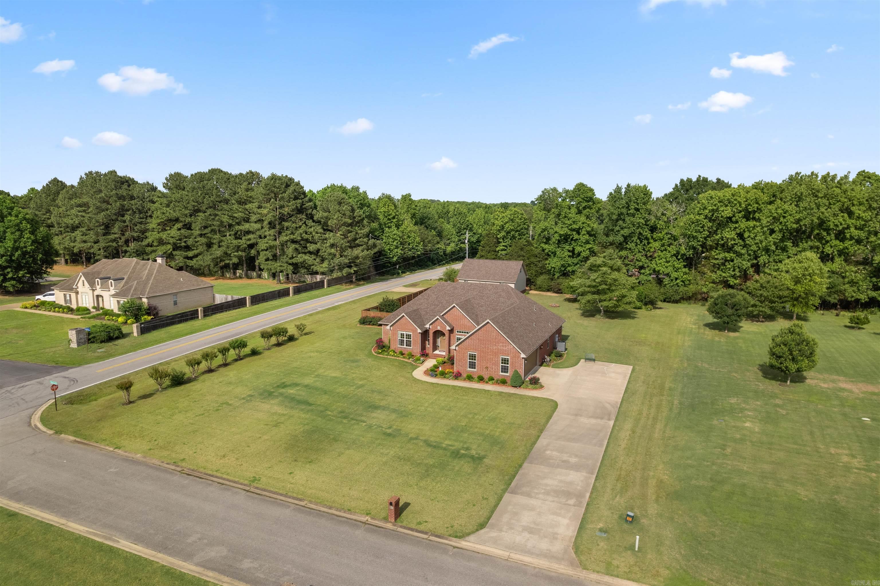CORNERSTONE EST - Residential