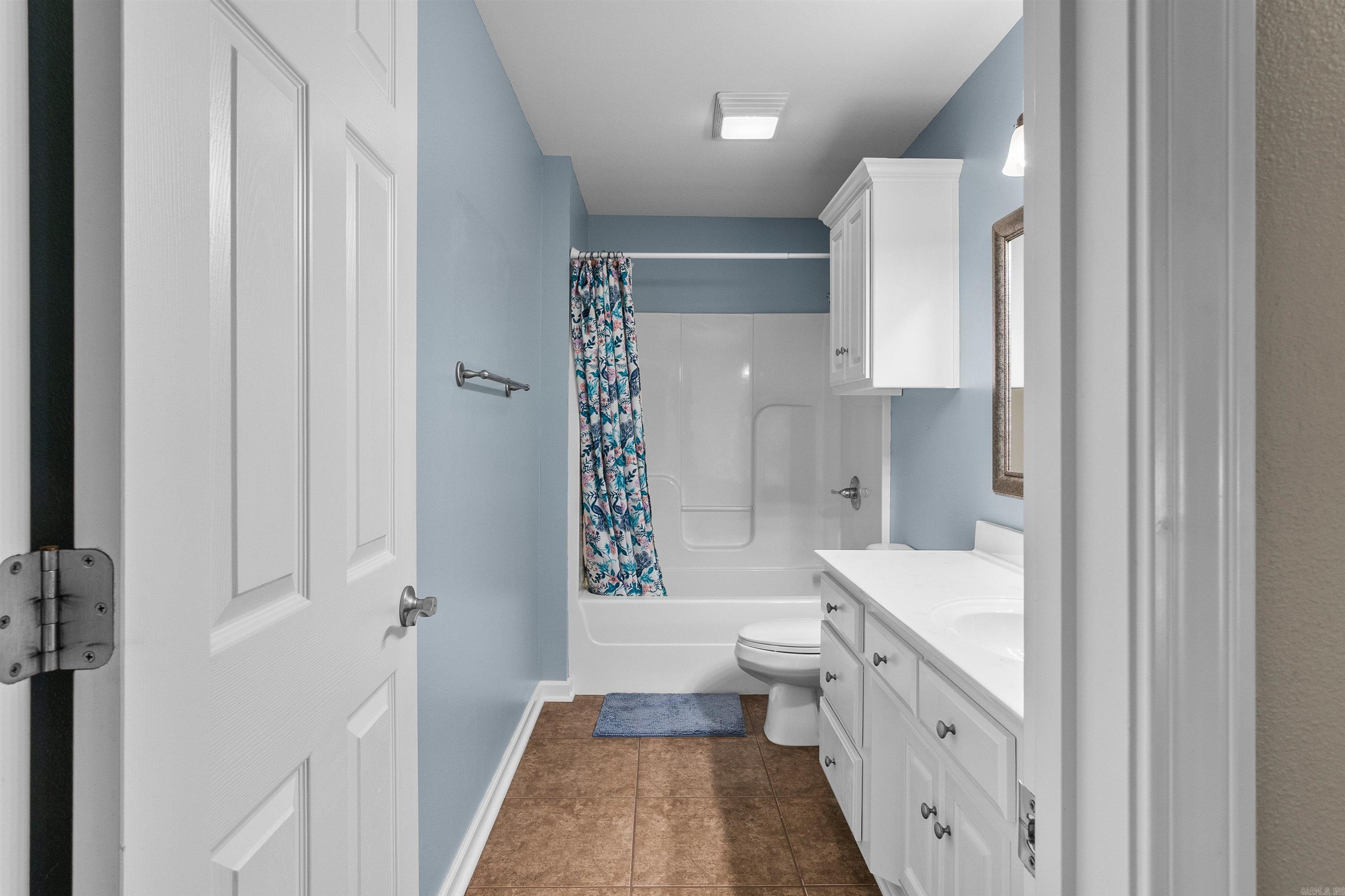 CORNERSTONE EST - Residential
