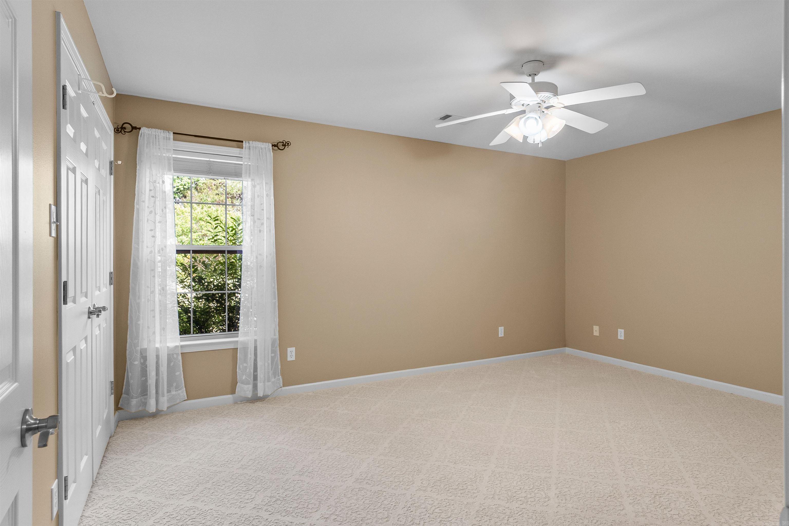 CORNERSTONE EST - Residential