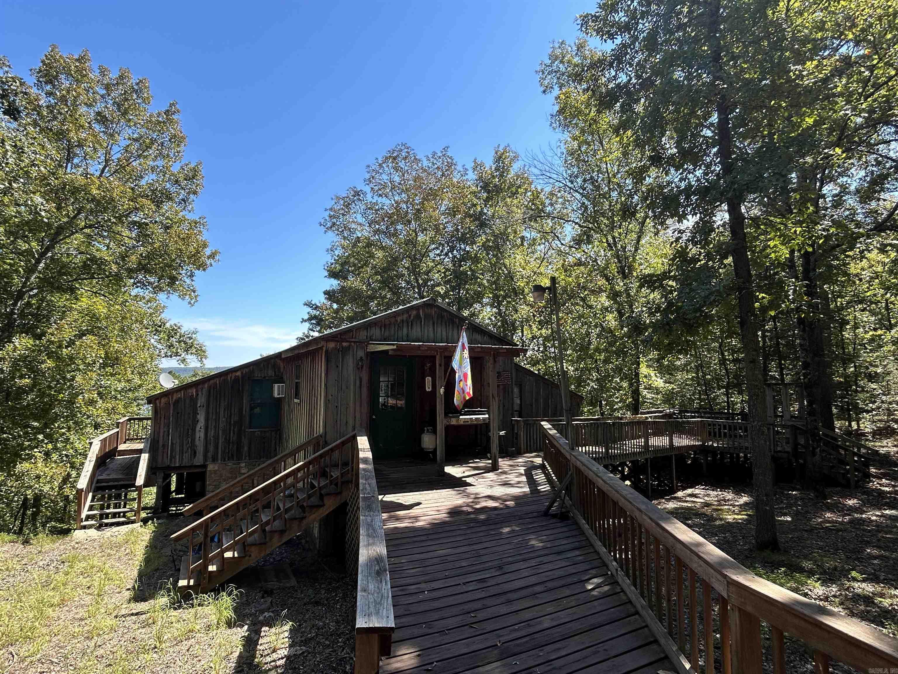 ISLAND VIEW - Residential
