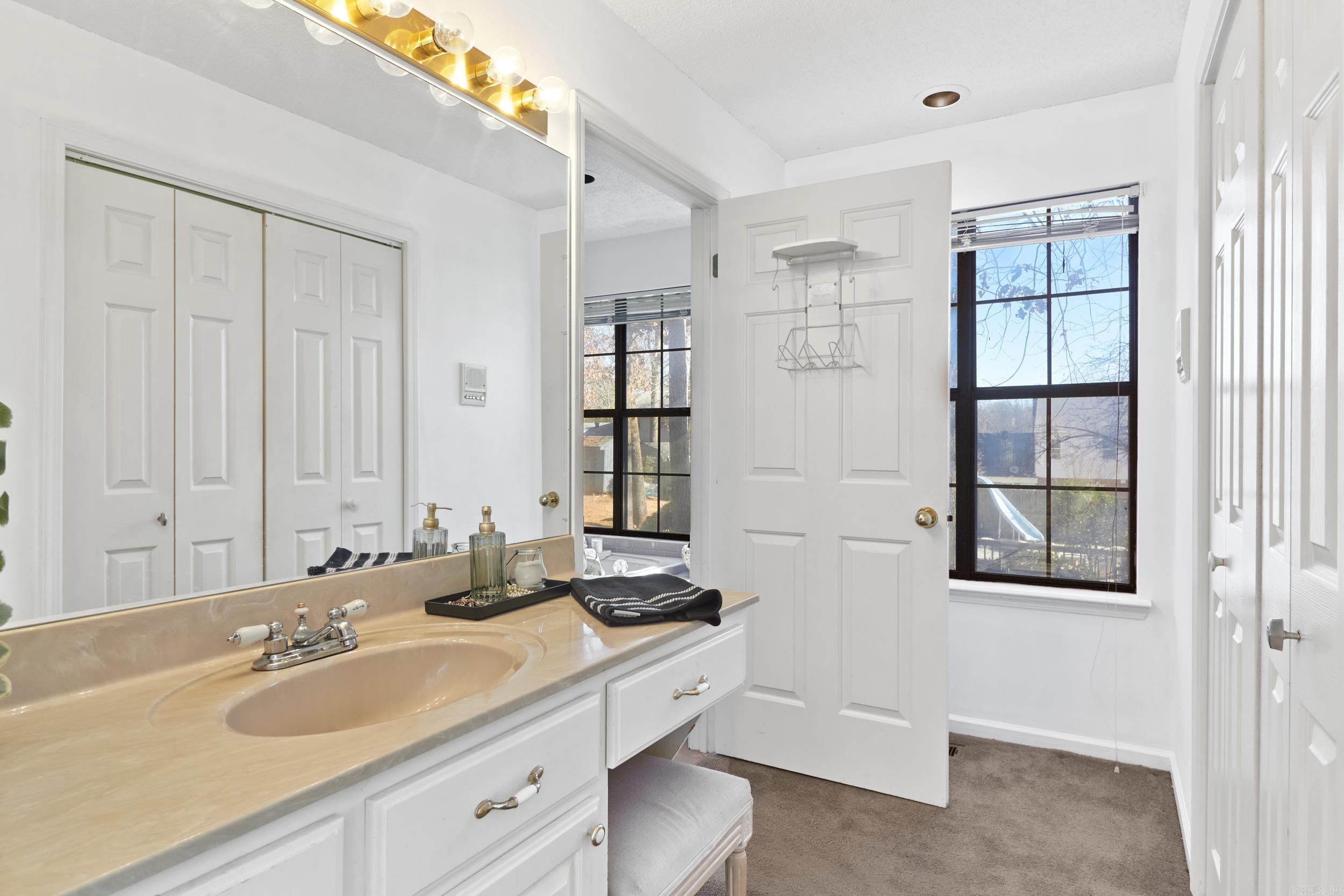 PLEASANT VALLEY - Residential