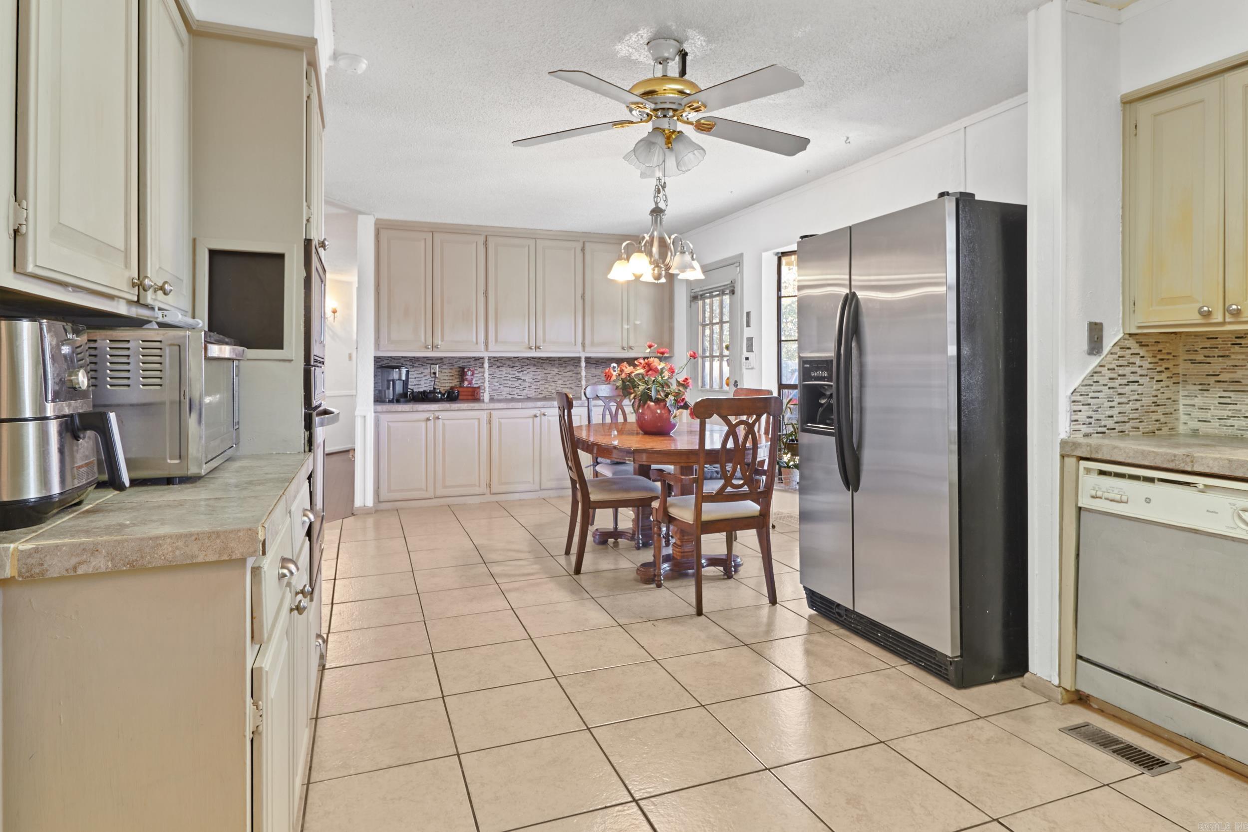 PLEASANT VALLEY - Residential