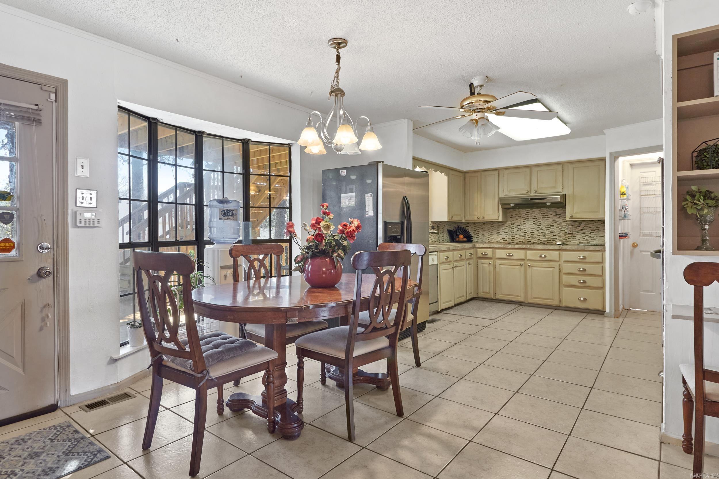 PLEASANT VALLEY - Residential