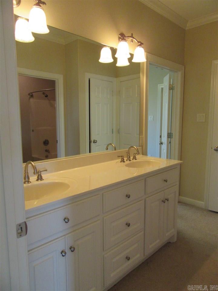 MAJESTIC POINTE - Residential