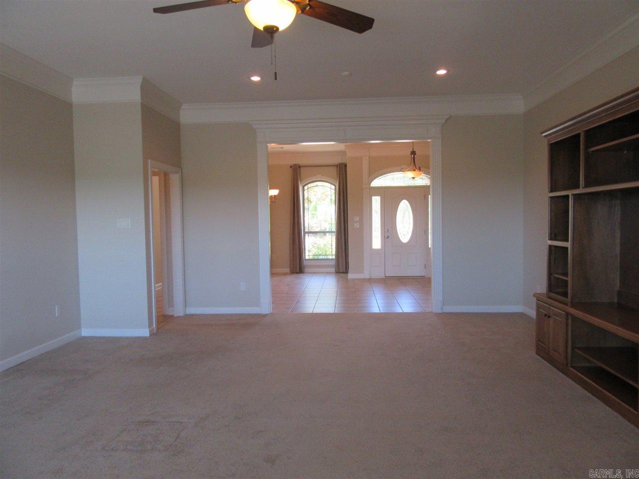 MAJESTIC POINTE - Residential