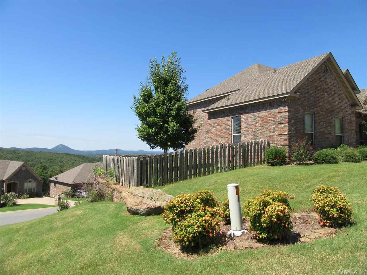 MAJESTIC POINTE - Residential