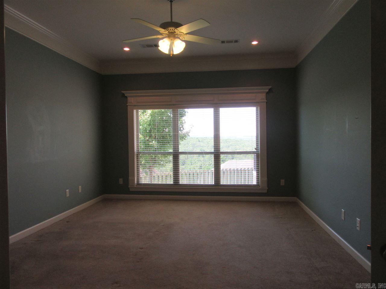 MAJESTIC POINTE - Residential