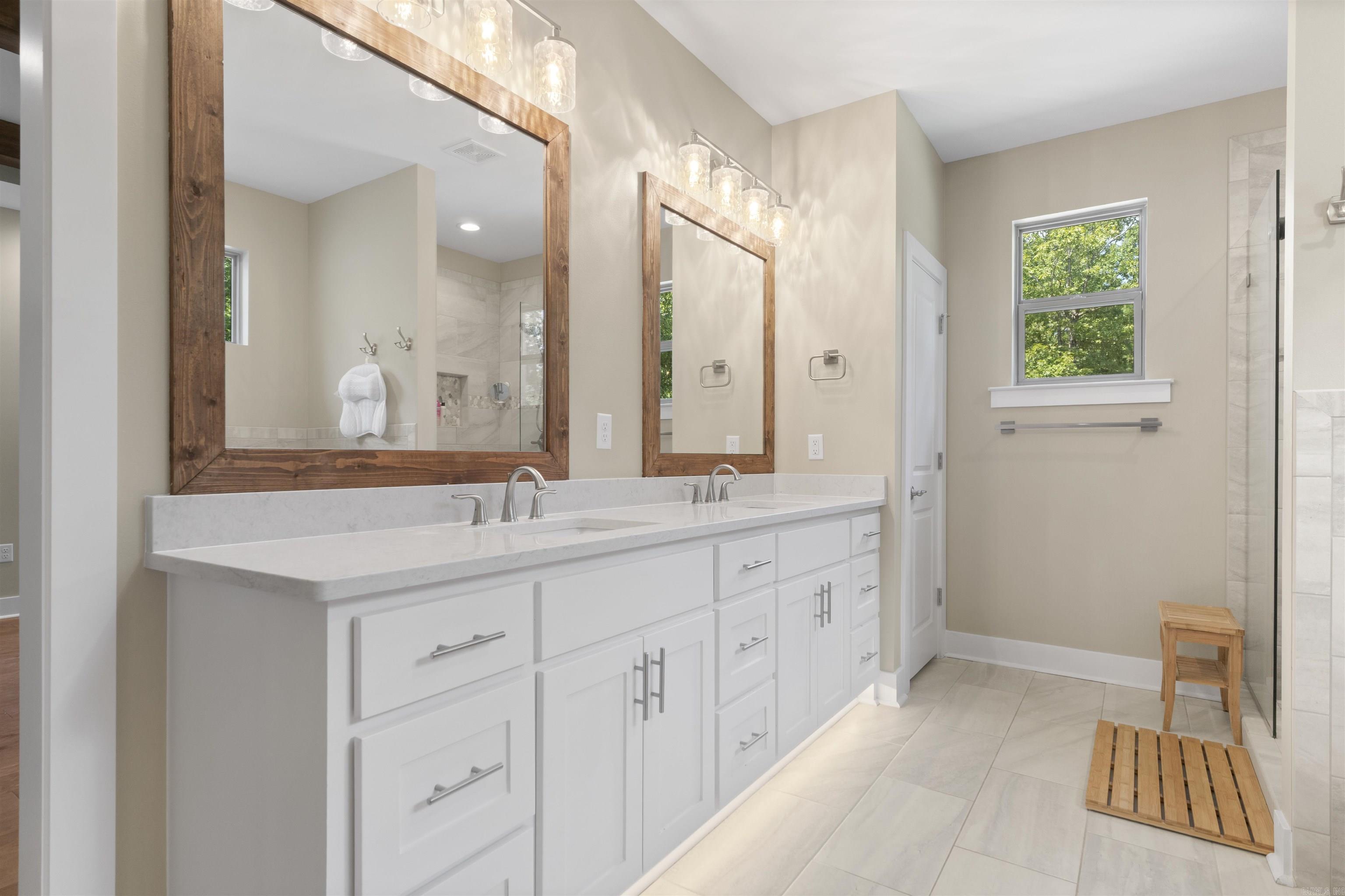 GLENWOOD SPRINGS - Residential