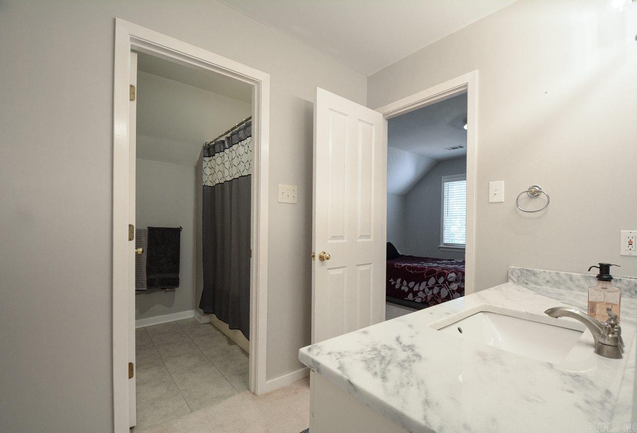 CHENAL VALLEY BASCOM PLACE - Residential